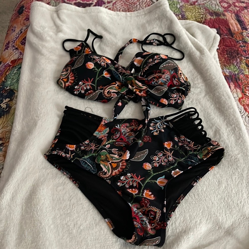 2 piece high waisted swim suit